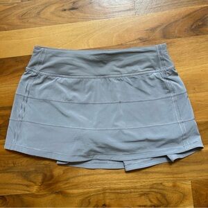 lululemon athletics Pace Rival tennis skirt 2.5" in gray, size 6